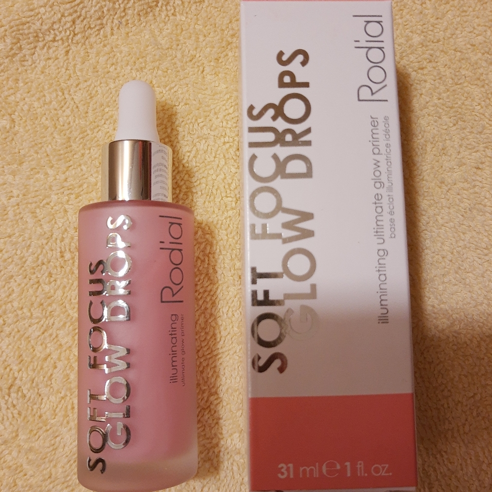 Rodial Soft Focus drops